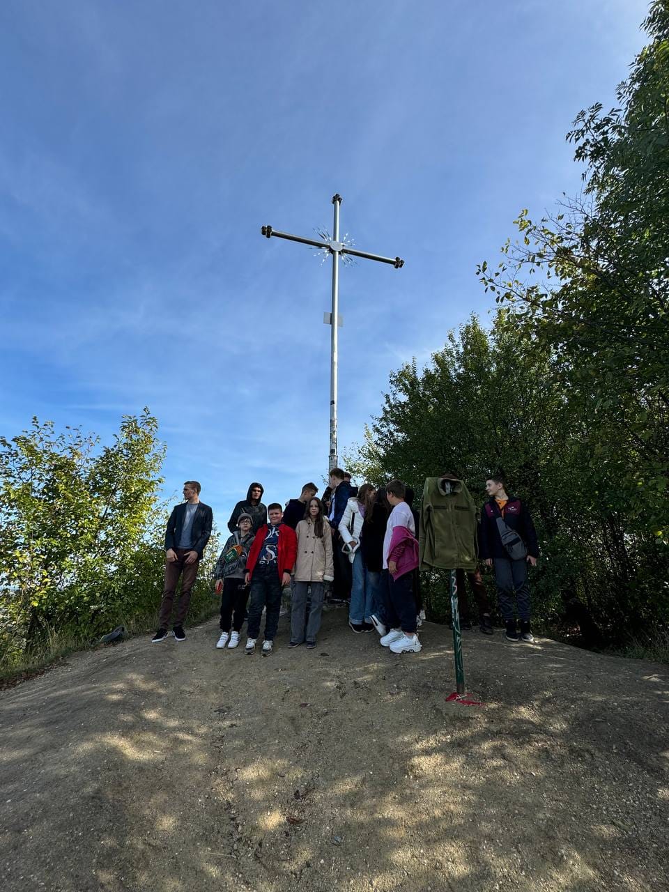 На зображенні може бути: 7 людей